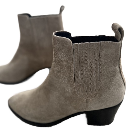 M. Gemi The Terraza Taupe Suede Ankle Boots - Picture 2 of 5